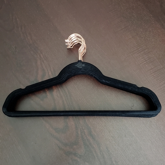 Closet Complete Slim Flocked Hangers (12)